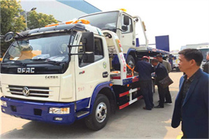 固始汽车道路救援拖车价格